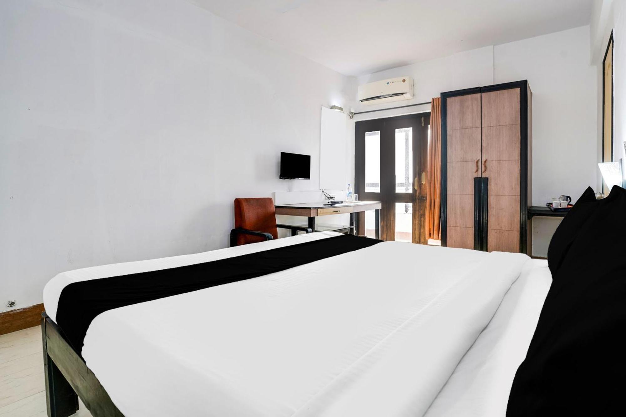 ホテル Super Townhouse Margao Near Railway Station エクステリア 写真